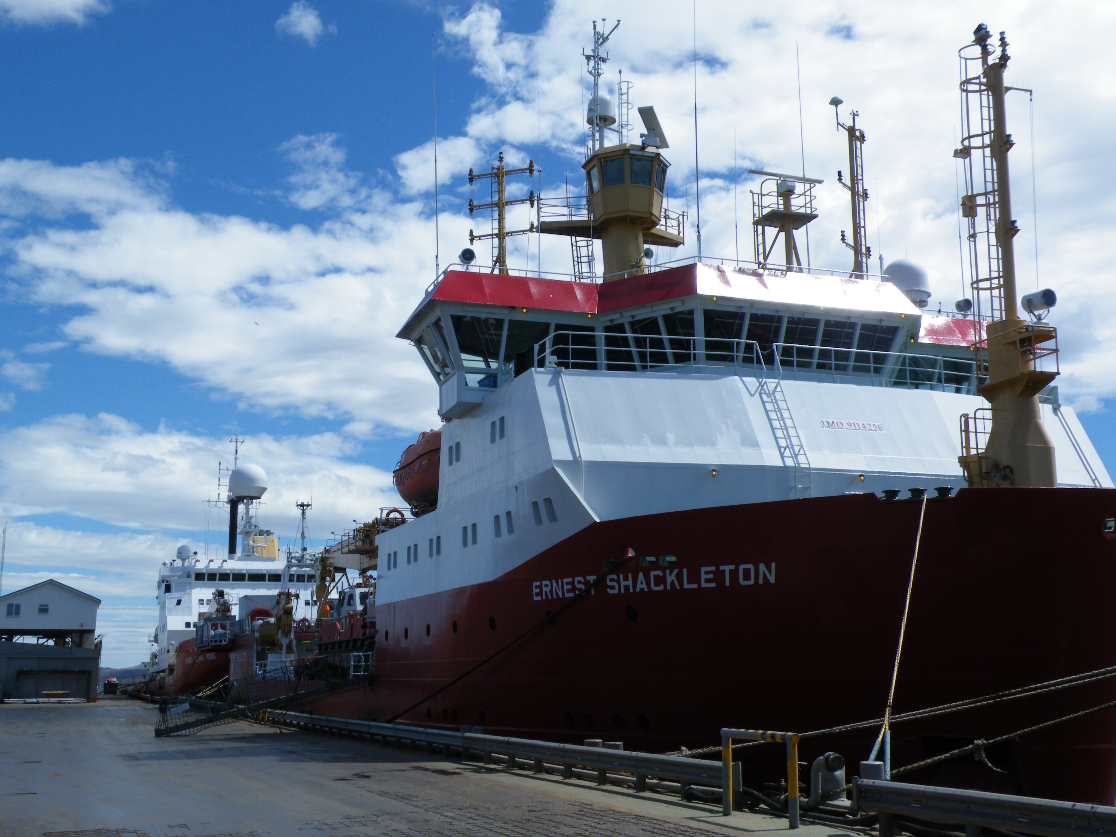 RRS Shackleton